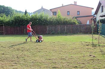 vertikutace (foto 2)